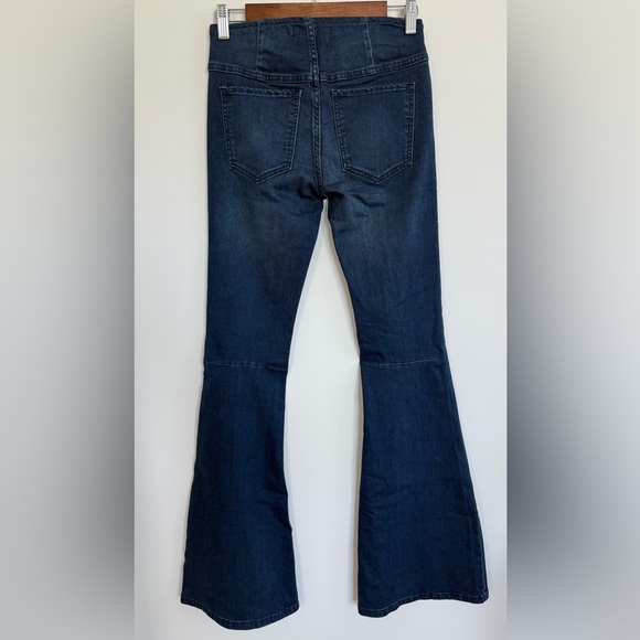 NWT Free People Penny Pull-On Flare Jeans Rich Blue Size 25 - Picture 3 of 14